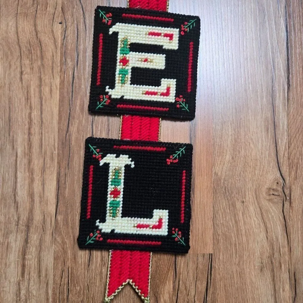 Vintage Mary Maxim Plastic Canvas Noel Christmas Door Wall Hanging